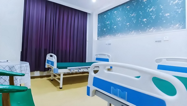 2025深圳入户条件_蒋雯丽“包养男大学生案”，判了！ 男大学生案融资亿美元