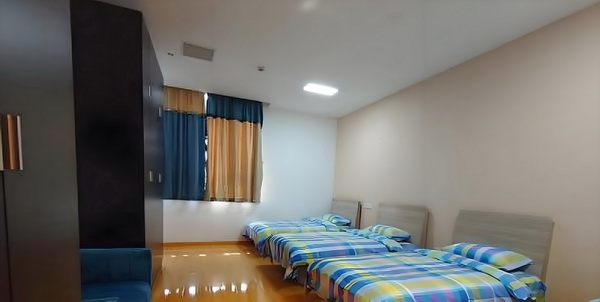 深圳最新学历入户政策_章子怡漫步橡树泉花园穿蓝色吊带迷人 穿蓝色吊带知道吃醋男友